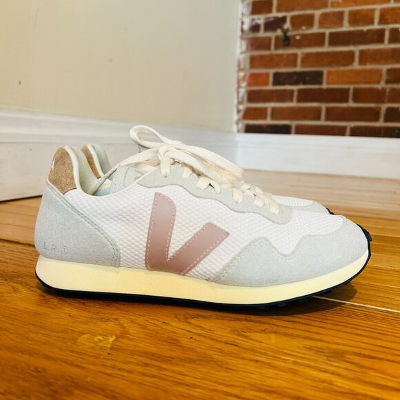 Veja Shoes - VEJA Women's SDU Low Top Sneakers Size US 8 BRAND NEW